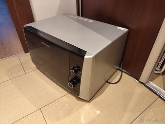 Mikrovlnná trouba Electrolux s grilem - 2