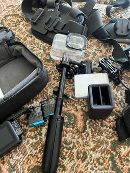 Go pro hero 8 plus mnoho příslušenství. - 2