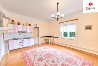 Prodej rodinného domu 188 m2 Červený Kostelec - 2
