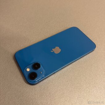 iPhone 13 128GB modrý, pěkný stav, 12 měsíců záruka - 2