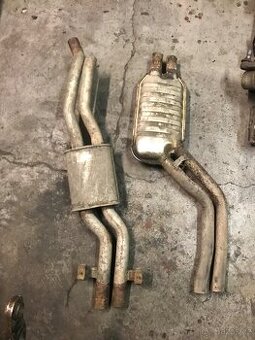 E46 330i Touring Spousta dílů - 2