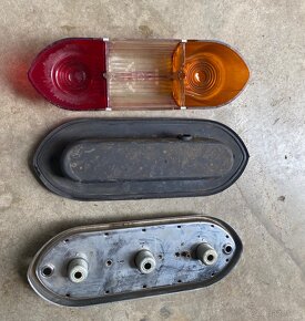 Zadní lampa Škoda 1202 - 2