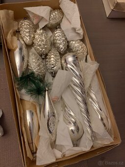 VÁNOČNÍ OZDOBY - 2