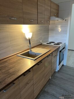 Nabízím k prodeji byt 3+1/L , byt 3+1 sídliště Mojžíř - 2