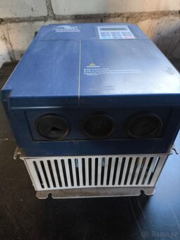Frekvenční měnič Inovance (7,5 kW) - 2