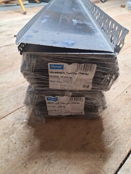 Zakládací lišta na fasadu 15 cm - 2