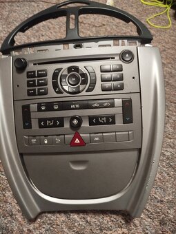 Auto rádio a ovládání klimatizace na Citroen C5 II - 2
