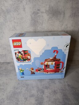 Lego 40776 GWP Stánek S horkou čokoládou - 2