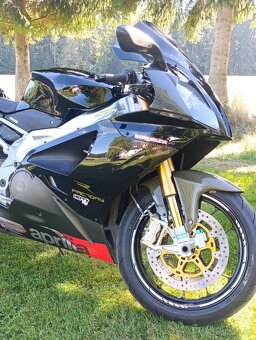 Aprilia Rsv 1000r - 2