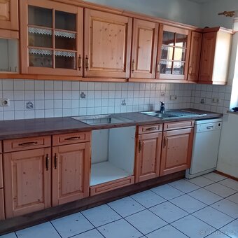 Kuchyňská linka se spotřebiči - 2