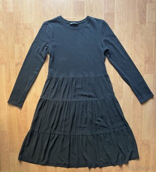 Damske saty Zara - 2