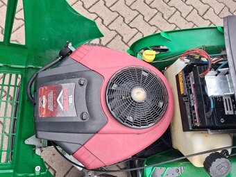 ZAHRADNI TRAKTOR DVOUVALEC - 2