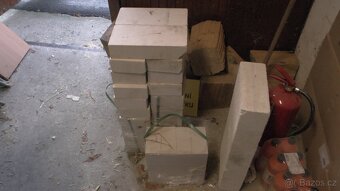 překližka  cihly - 2