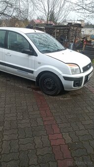 Ford Fusion 1.4 - 2