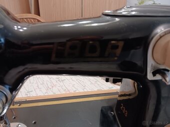 šící stroj Lada - 2