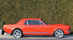 1965 FORD MUSTANG V8 SHOW CAR 4.7L AUTOMAT - 2