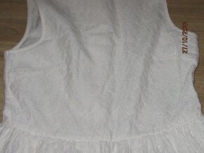 nové bílé krajkové šatičky ve vel. 152-158 - 2