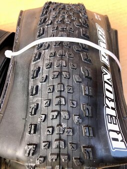 Pláště MAXXIS REKON RACE 29x2,25 EXO Tubeless Ready kevlar - 2