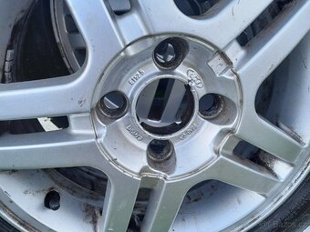 ALU kola včetně letních pneu 6J15 ET52,5 + 185/60 R15 - 2