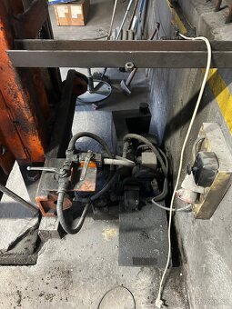 Zvedák na auto desta - 2