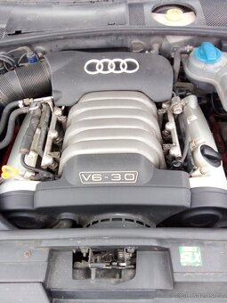 Audi A6 C5 3.0i 162kw quattro manuál - 2