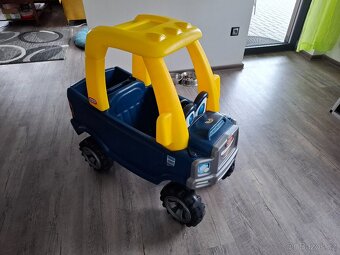 Little Tikes Terénní auto Cozy - 2