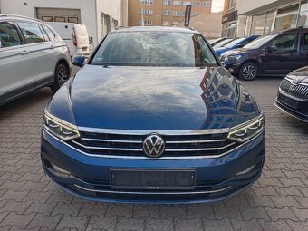 VW Passat B8 Variant 2.0TDI 110kW DSG Matrix ACC ERGO DAB Qi - 2