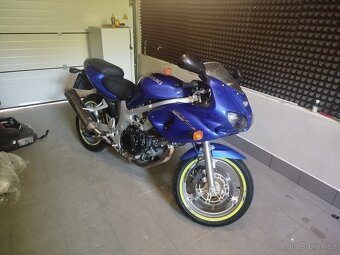 Suzuki SV 650s - 2