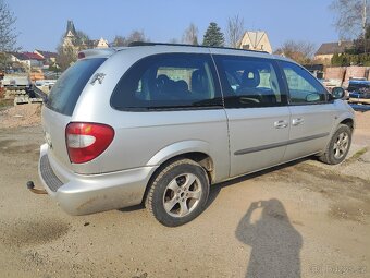 Chrysler Grand Voyager - 2