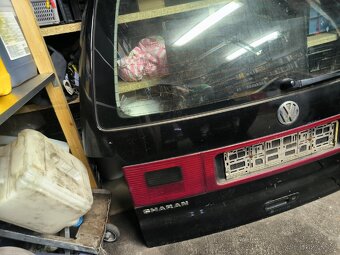 Kompletní zadní dveře Volkswagen Sharan. - 2