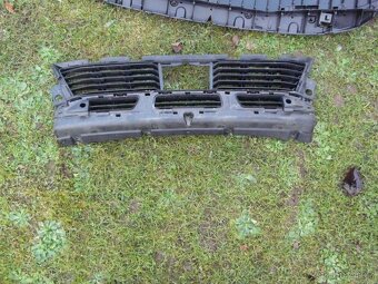 PEUGEOT 2008 PŘEDNÍ NÁRAZNÍK PLAST MŘÍŽKA - 2