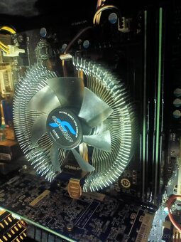 AMD Athlon X4 750K Quad Core - 2