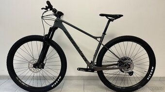 NOVÉ KARBON horské kolo SILVERBACK, 29¨, pro jezdce od 170cm - 2