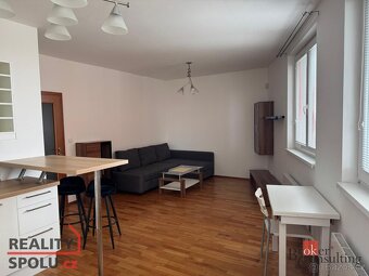 Pronájem, byty/1+kk, 38 m2, Tlumačovská 2766/26, 15500 Praha - 2