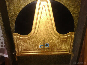 kufříkový gramofon na kliku - 2