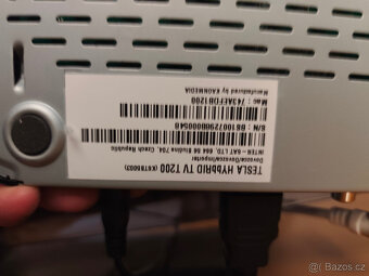 Kompletní TV sestava – LG 32" + DVB-T2 Tesla + TV stolek - 2