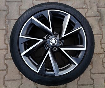Alu kola originál Škoda Superb III 5x112 R18 Vela - 2
