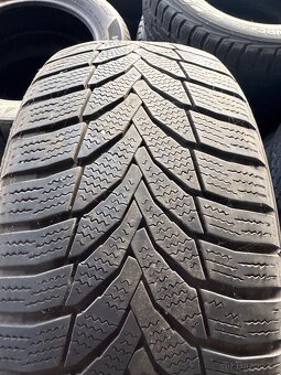 Zimní pneu 215/55/17 Nexen sport2 - 2
