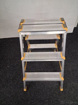 Hliníkové schůdky - 2