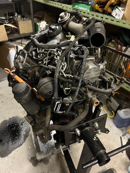 1,9tdi 81kw ASV motor - 2