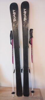 Dívčí sjezdový set, lyže sporten 130 cm - 2