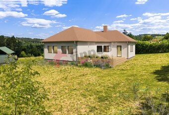 Prodej  stavebního pozemku  2 748 m2 , v Libži, okr. Benešov - 2