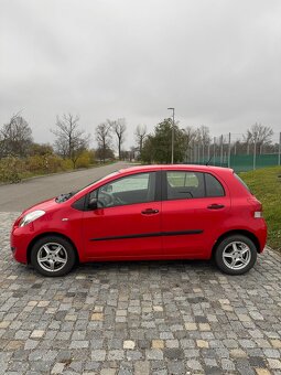 Toyota Yaris 1.0 - 2