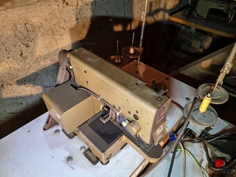 Průmyslový Šicí Stroj MITSUBISHI PLK-03BTA - Programovatelná - 2