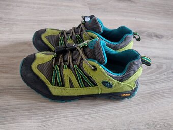 Turistická, vycházková obuv velikost 31 - 2