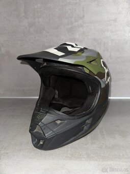 TOP Motokrosová helma FOX V1 (CAMO) - 2