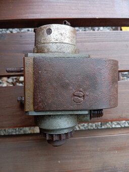 Prodám magneto na starý stabilní motor - 2