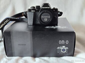 Olympus OM-D E-M10 mark II tělo - 2