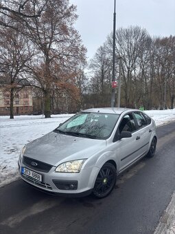 Ford Focus Mk2 1.6i 74kw - 2