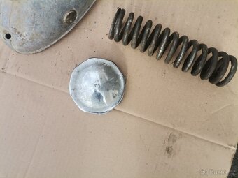 Jawa perak díly - 2